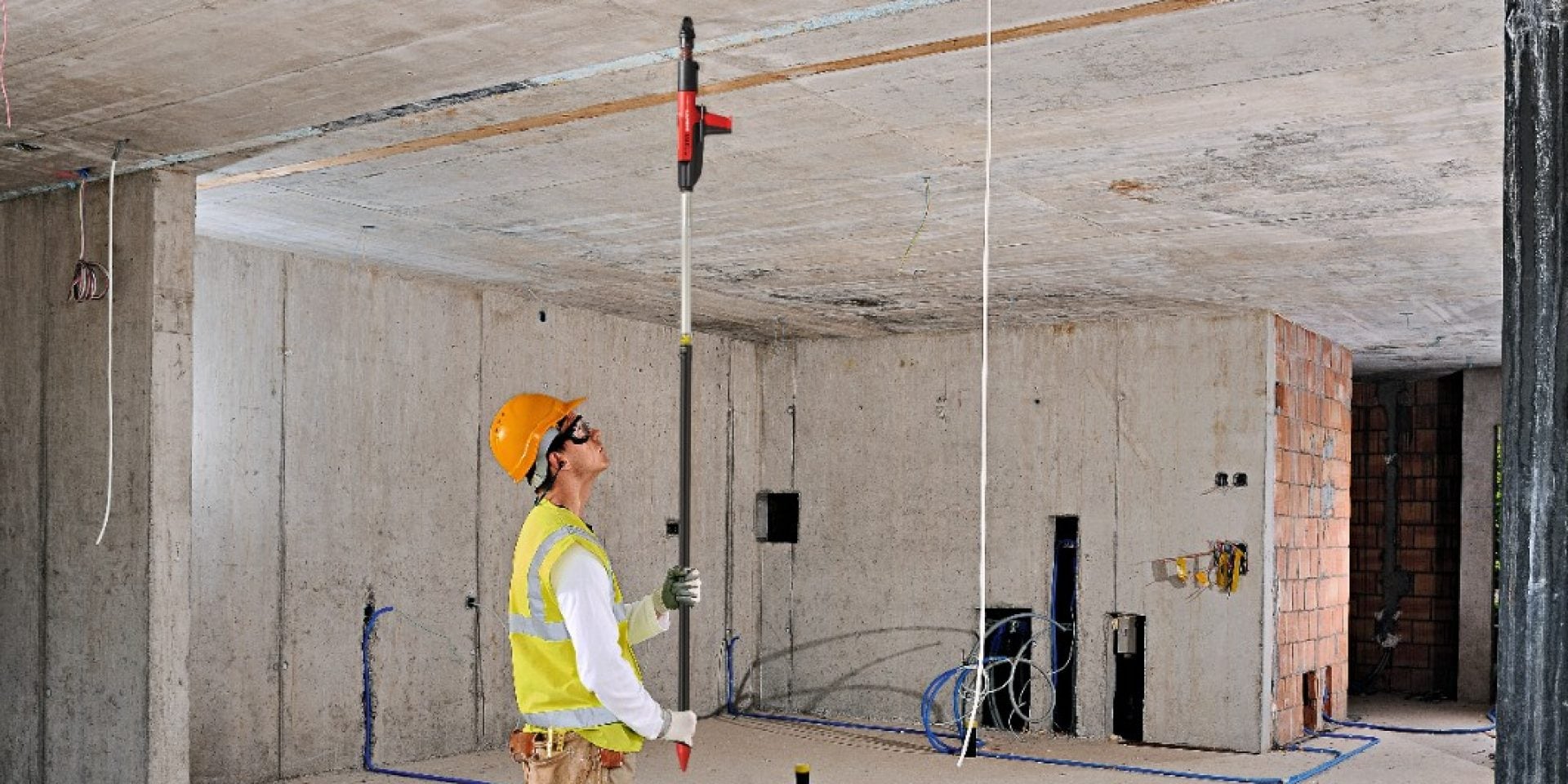 火藥作動(dòng)緊固 (DX) 系統(tǒng)可以提供用于機(jī)械和電氣業(yè)的通用高性能解決方案。